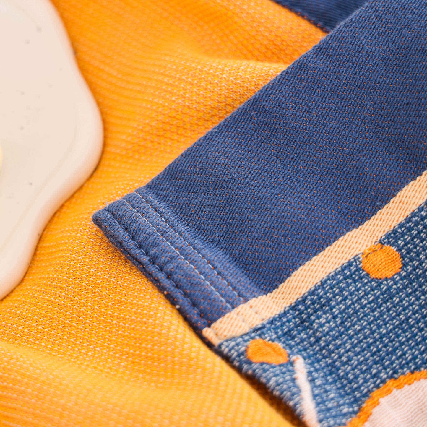 Pastoral Lily Lightweight Soft Quilt - image 6