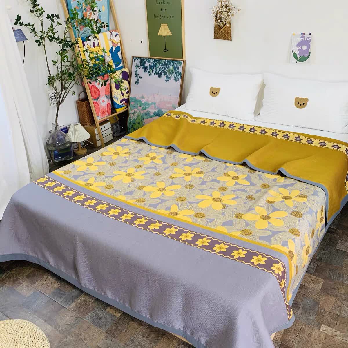 Cotton Gauze Blooming Flower Summer Quilt - Queen - image 0