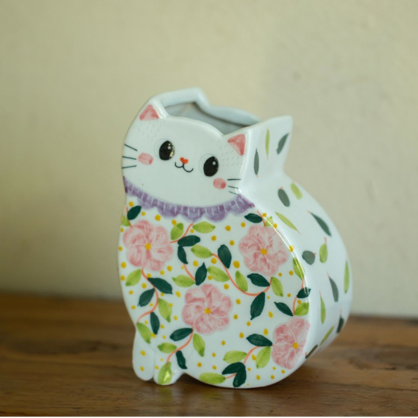 Creative Hand-painted Cat-shaped Ceramic Vase - image 7