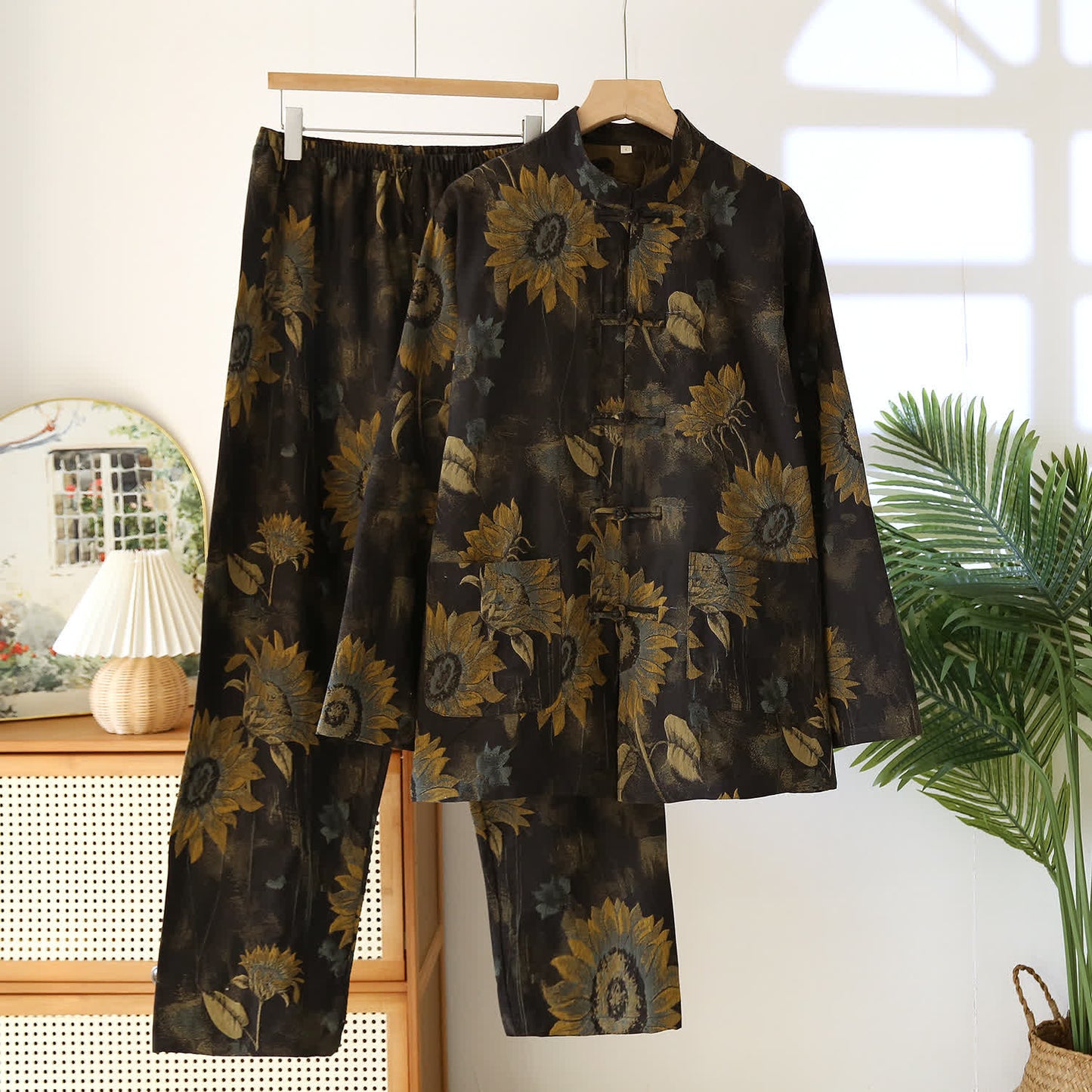 Retro Sunflower Stand Collar Couple Pajama Set - Black - Men XL - image 7