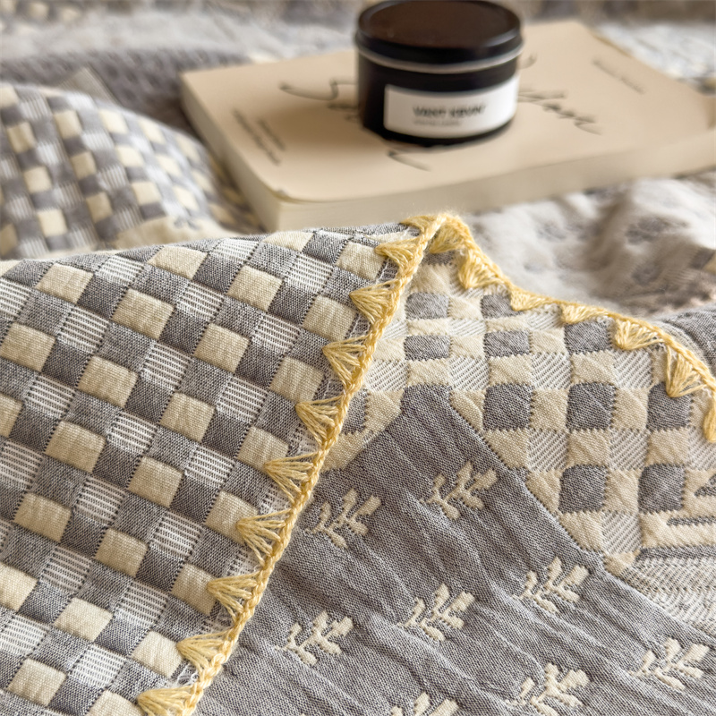 Three Layers Gauze Retro Comfy Lightweight Quilt - image 24