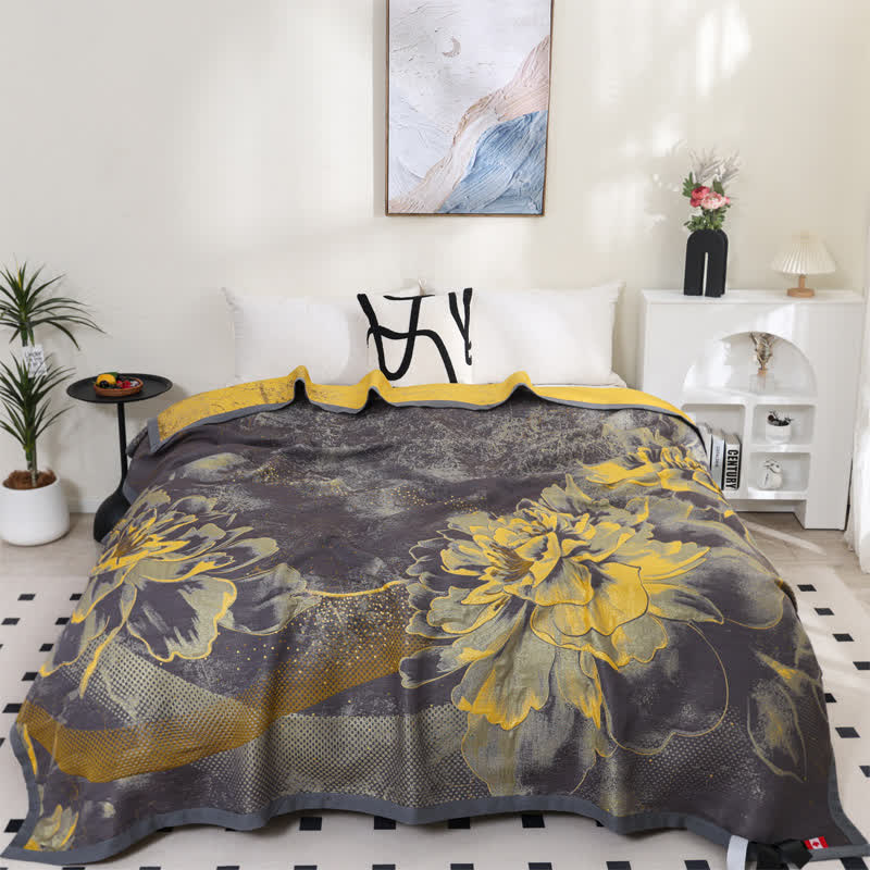 Luxurious Floral Cotton Gauze Breathable Reversible Quilt - King - image 0