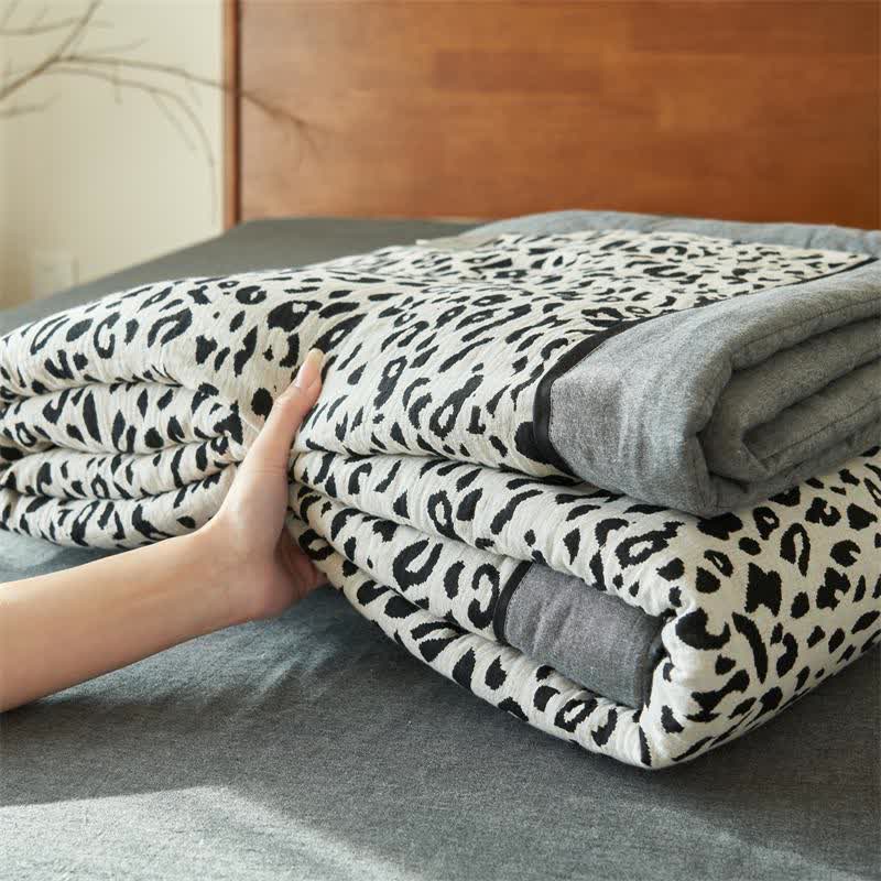 Leopard Print Natural Cotton Gauze Quilt - image 7