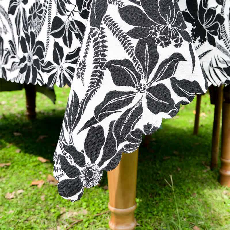 Vintage Black Floral Scalloped Edge Tablecloth - image 5