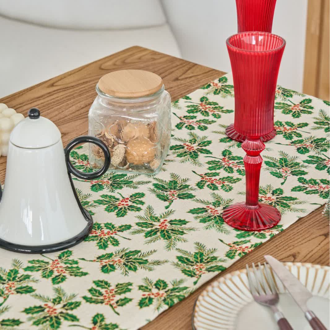 Christmas Holly Leaf Table Runner - image 4