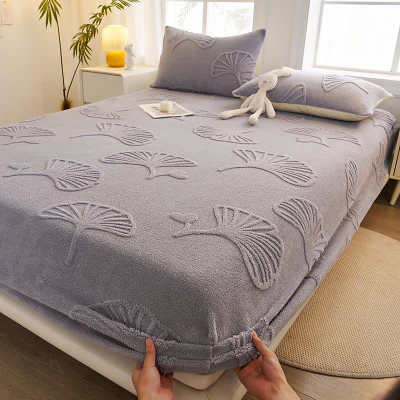 Ginkgo Leaf Fleece Warm Fitted Sheet - Haze Blue - Sheet with 2PCS Pillowcases - King - image 5