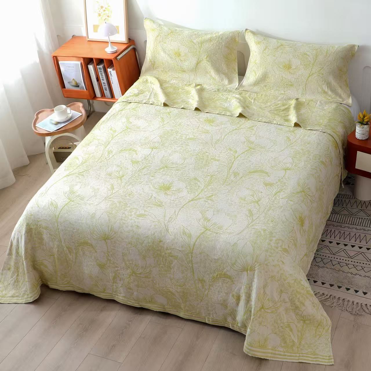 Multicolor Floral Vine Cotton Gauze Quilt - Queen - Green - image 8