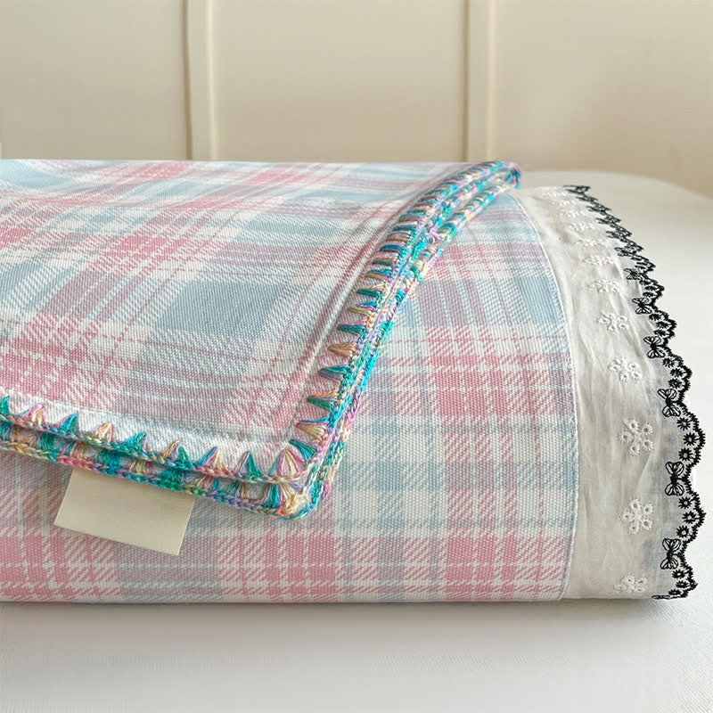 Pastel Plaid Cotton Bedspread with Lace Trim - image 4