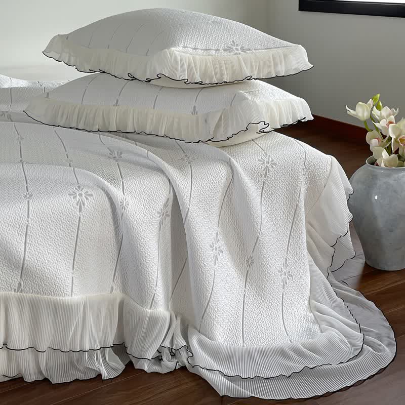 Ruffled Vertical Floral Bedspread Set - image 11