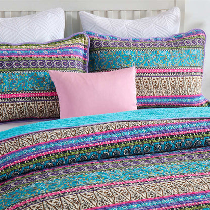 Striped Jacquard Style Quilt with Pillowcase - image 2