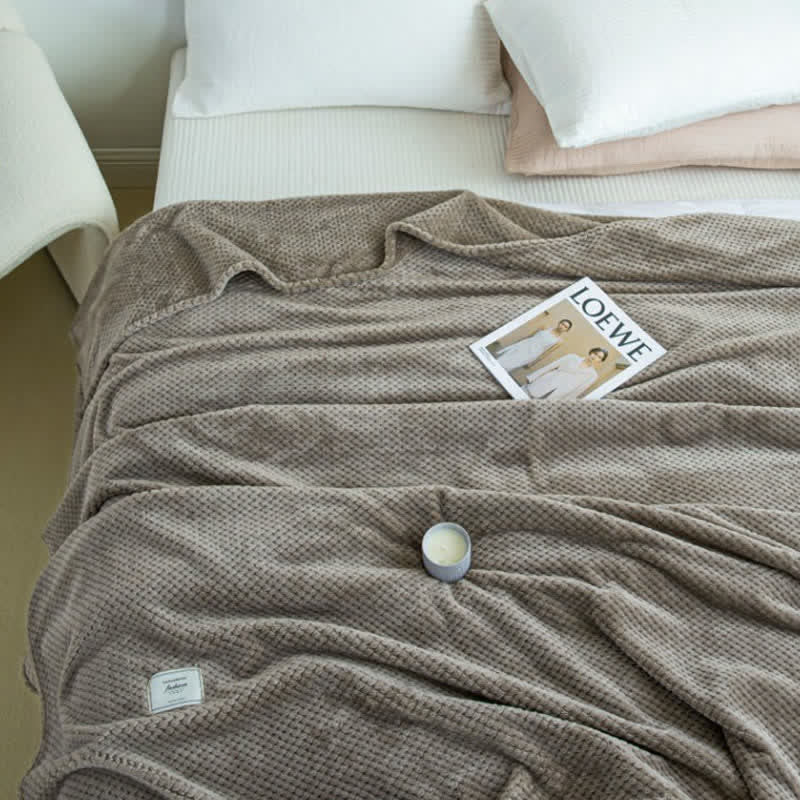 Modern Lightweight Soft Throw Blanket - image 21