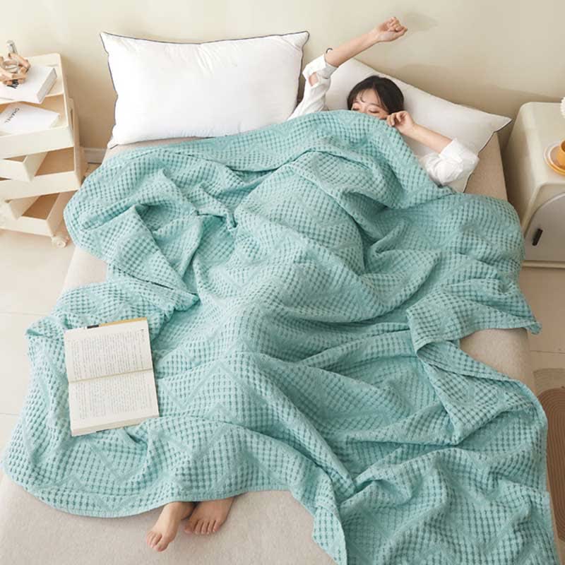 Solid Color Waffle Texture Towel Quilt - image 15