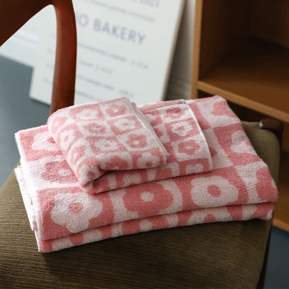 Plaid Flower Breathable Cotton Towel - Pink - 70cm x 140cm - image 7