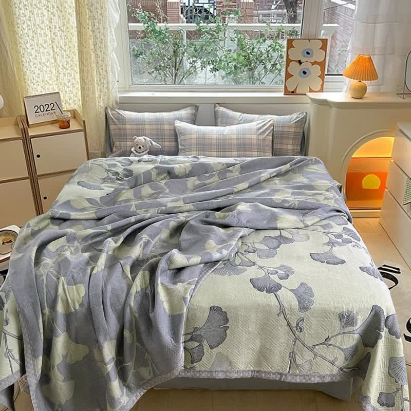 Ginkgo Leaf Cotton Gauze Reversible Quilt - image 2