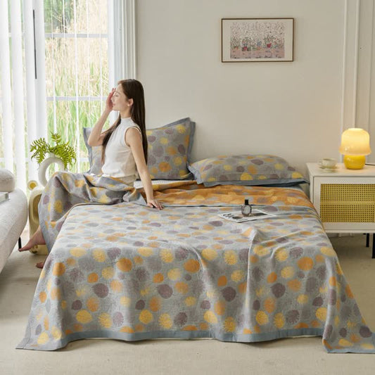 Cotton Gauze Jacquard Leaf Reversible Quilt - Quilt - King - image 0