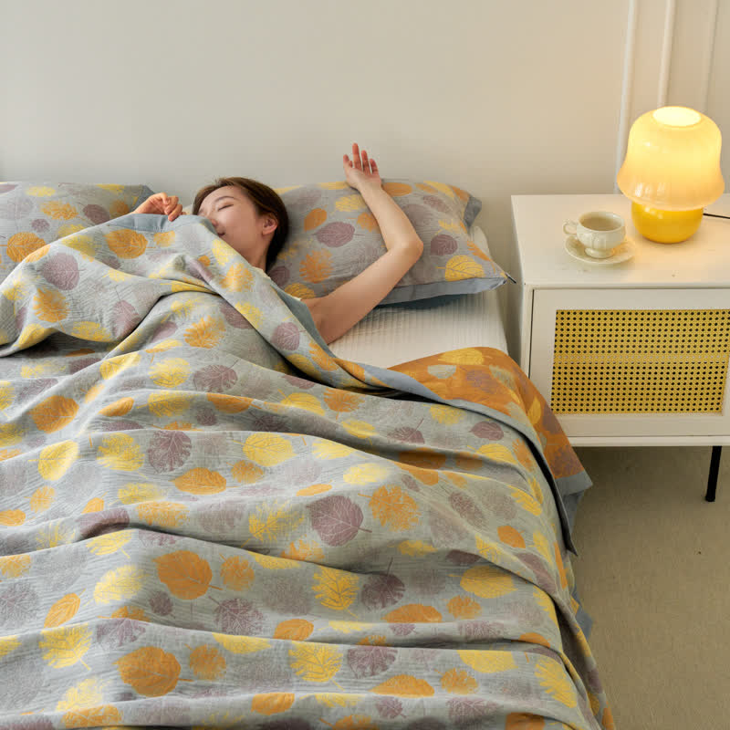 Cotton Gauze Jacquard Leaf Reversible Quilt - image 4