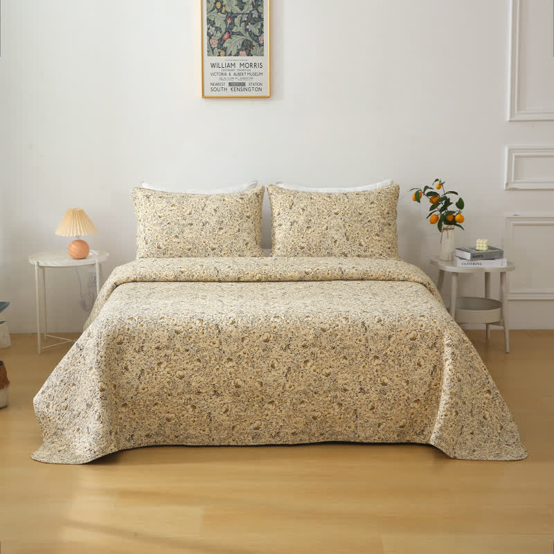 Pure Cotton Luxurious Summer Quilted Bedding - Quilt with 2pcs Pillowcases - King - image 1