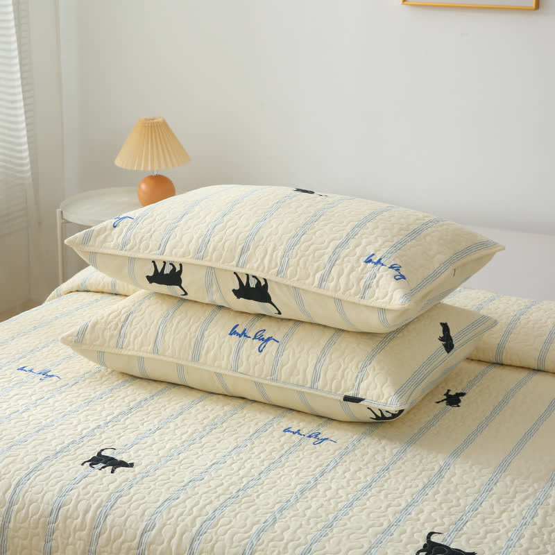 Pure Cotton Black Cat Soft Reversible Quilt - 2pcs Pillowcases - 19" x 29" - image 7