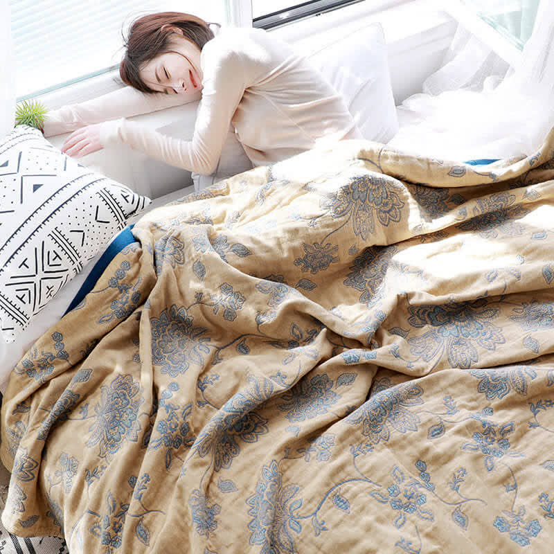 Lightweight Flower Print Cotton Reversible Quilt - image 3