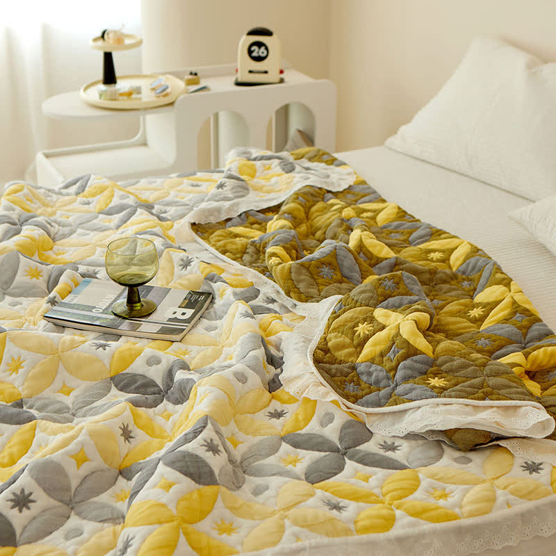 Geometric Bamboo Fiber Lace Edge Quilt - image 7