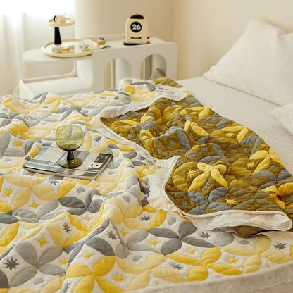 Geometric Bamboo Fiber Lace Edge Quilt - image 7