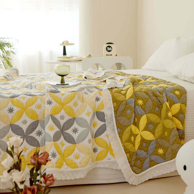 Geometric Bamboo Fiber Lace Edge Quilt - image 0