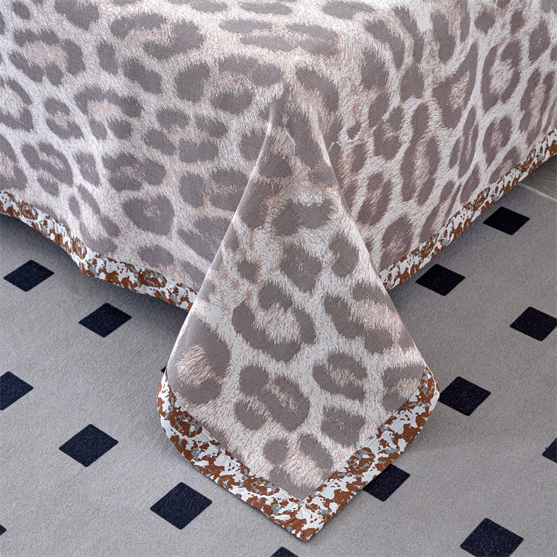 Leopard Print Lyocell Fiber Gauze Quilt - image 8