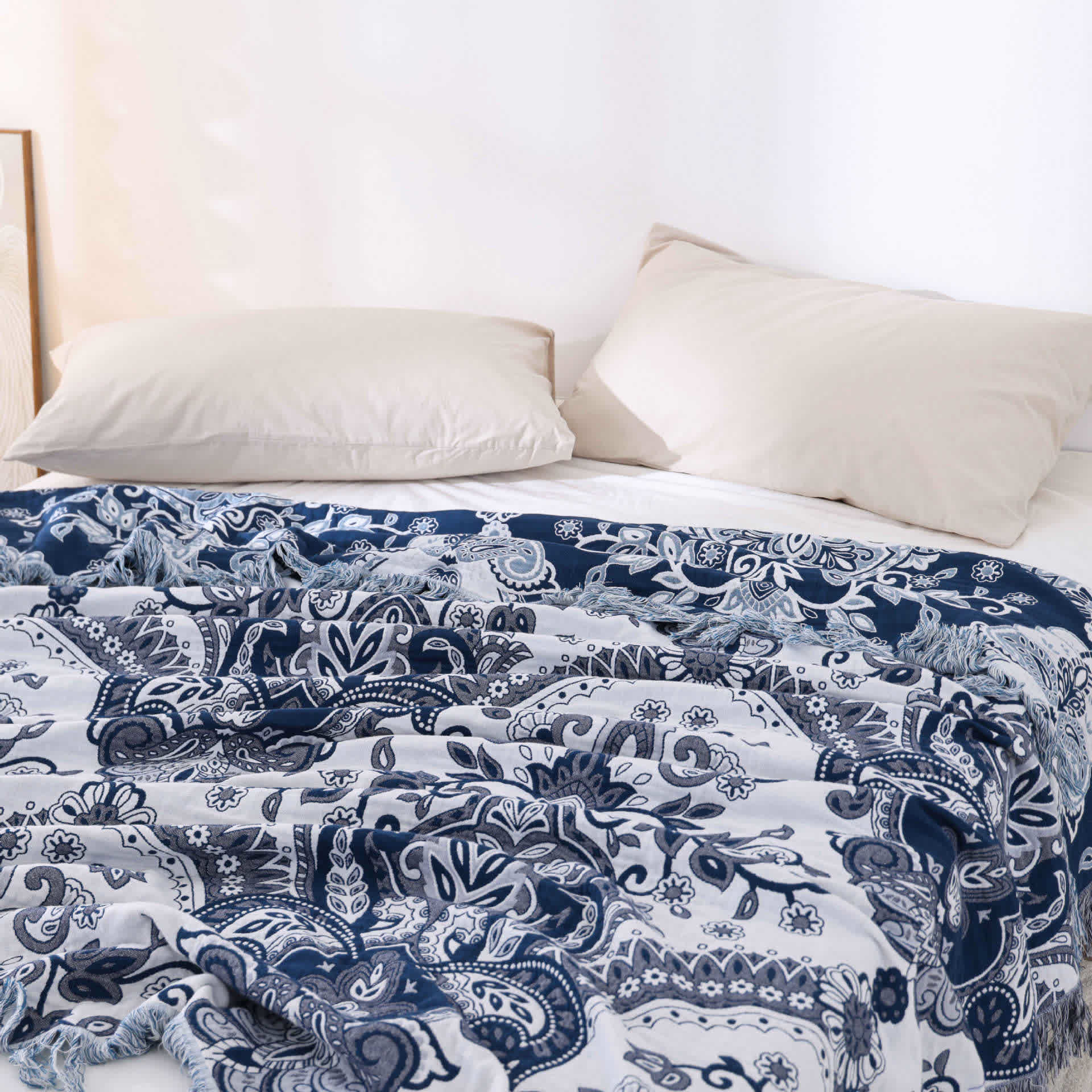 Retro Paisley Cotton Tassel Lightweight Quilt - image 5