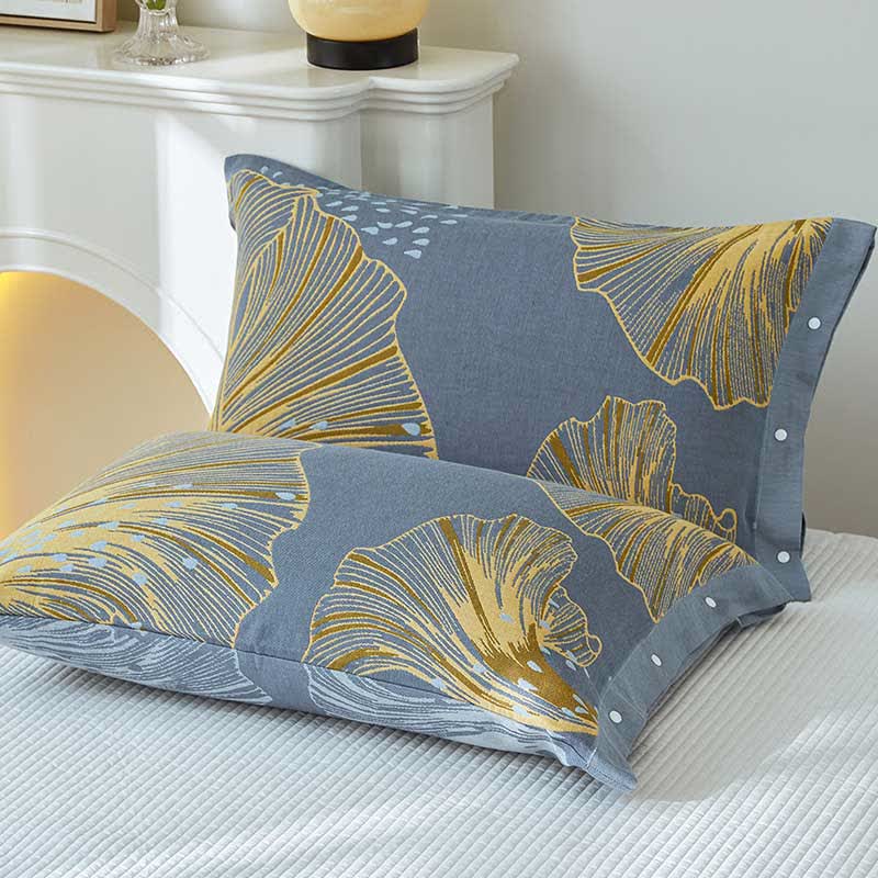 Zantedeschia Aethiopica Print Cotton Reversible Quilt - image 2