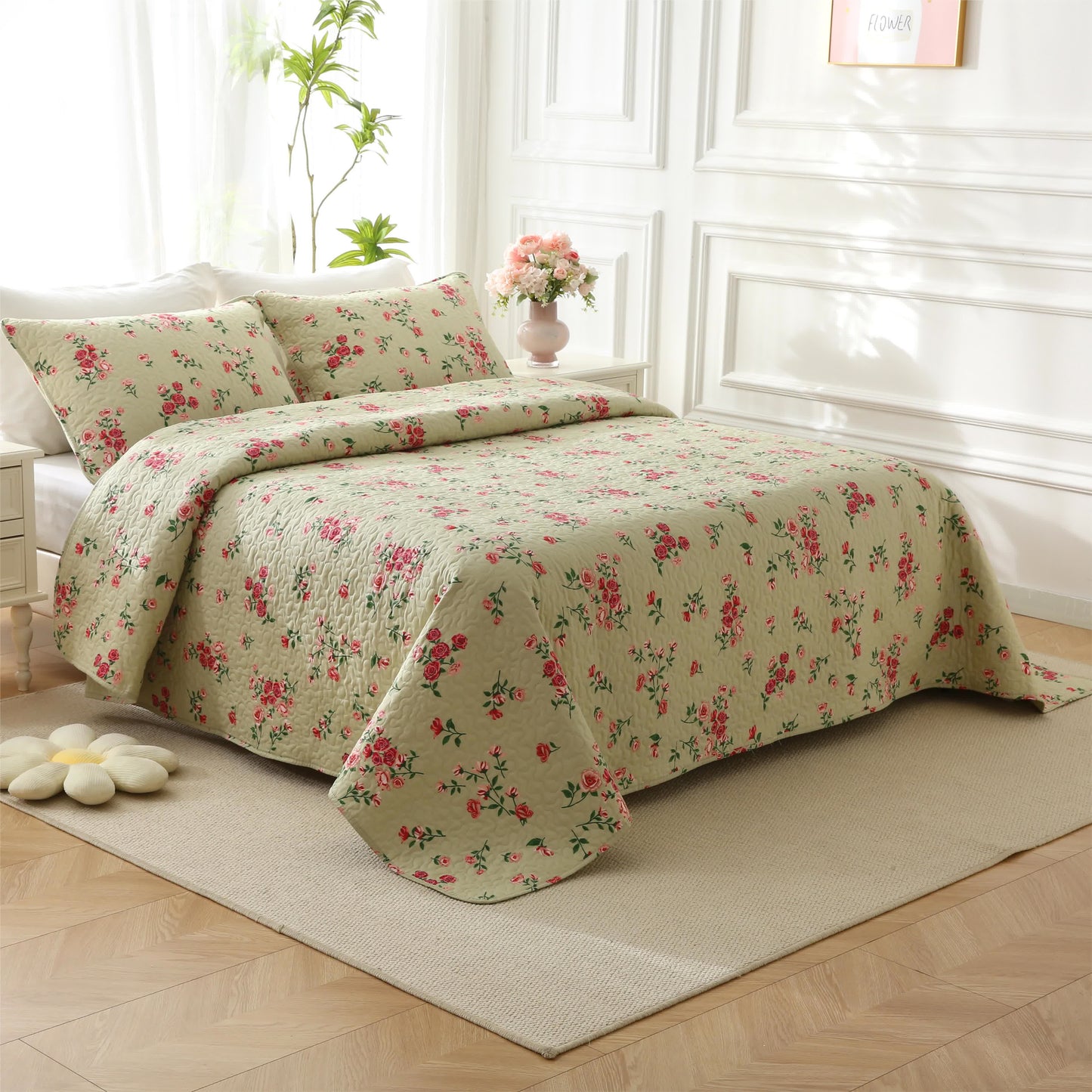 Elegant Rose Quilted Cotton Bedding - image 3