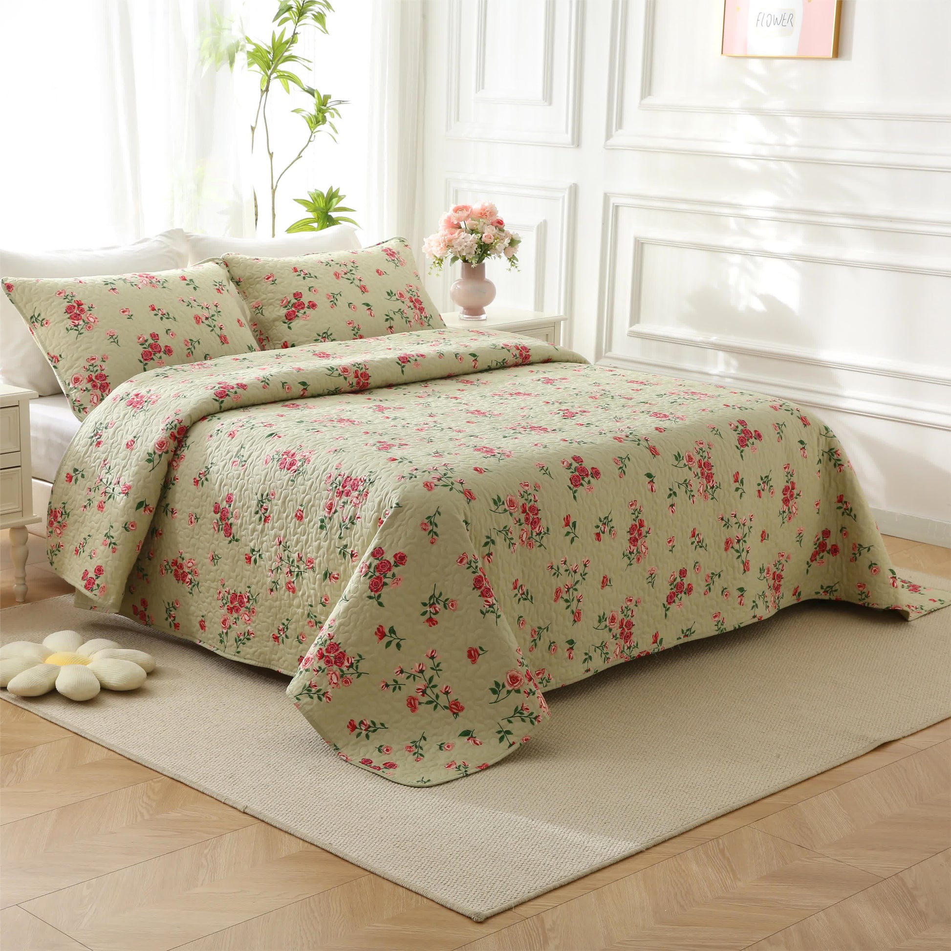 Elegant Rose Quilted Cotton Bedding - image 3