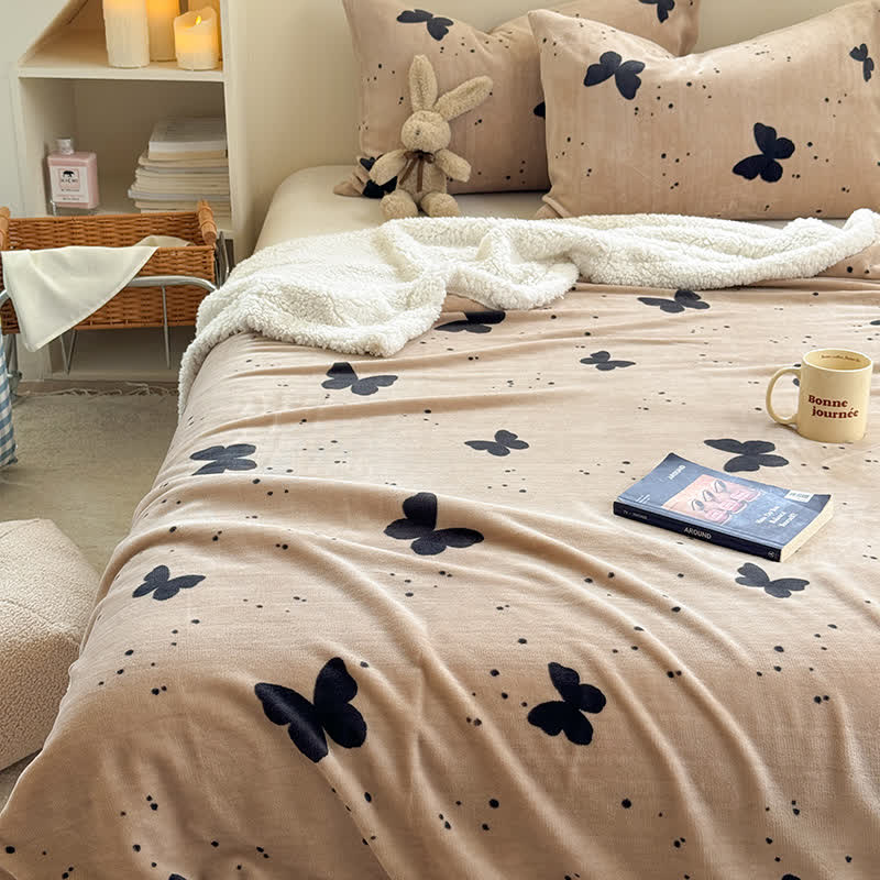 Rustic Butterfly Sherpa Throw Blanket - Coffee - Queen - image 7
