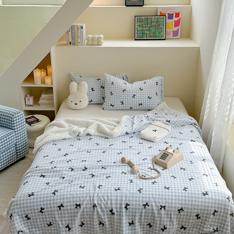 Girly Bow-knit Sherpa Throw Blanket - image 5