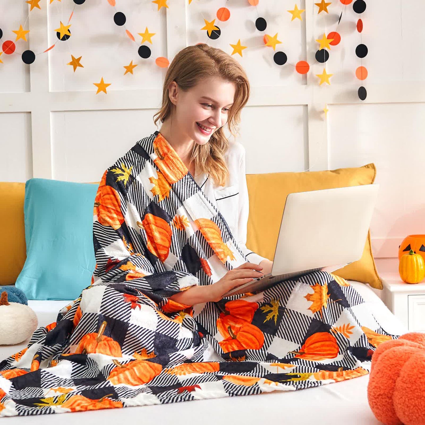 Plaid Pumpkin Halloween Flannel Blanket - image 1