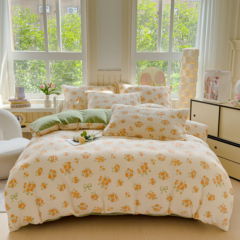 Refresh Flower Warm Velvet Bedding Set(4PCS) - image 1