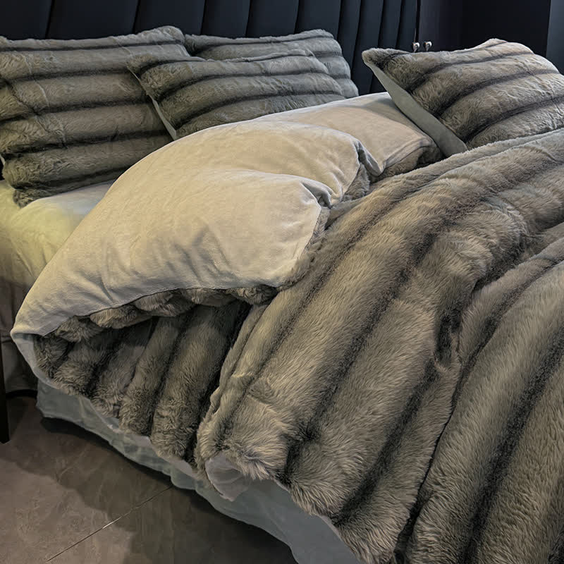 Vintage Luxurious Plush Fleece Bedding Set(4PCS) - image 9