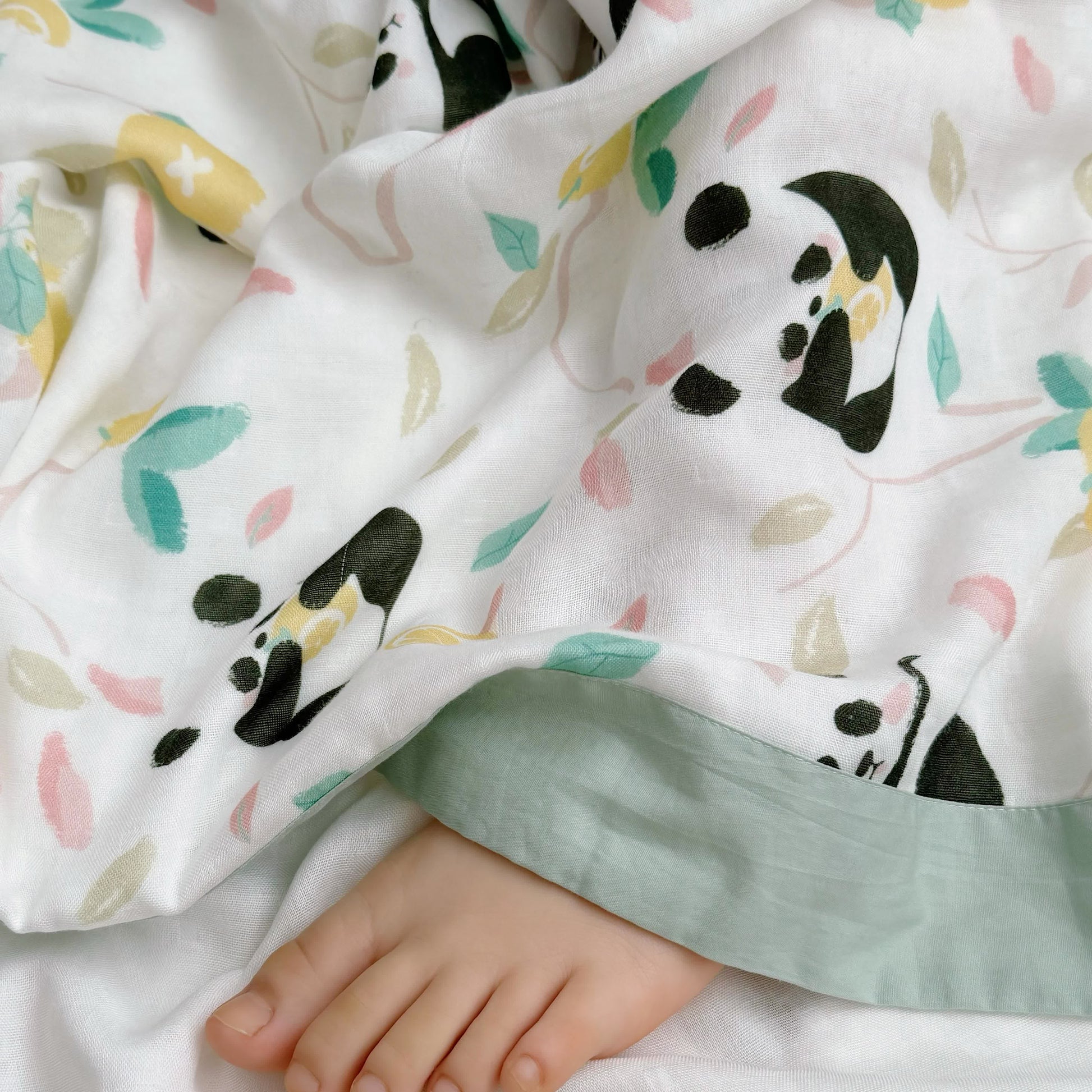 Panda Bamboo Fiber Baby Toddler Quilt - image 9