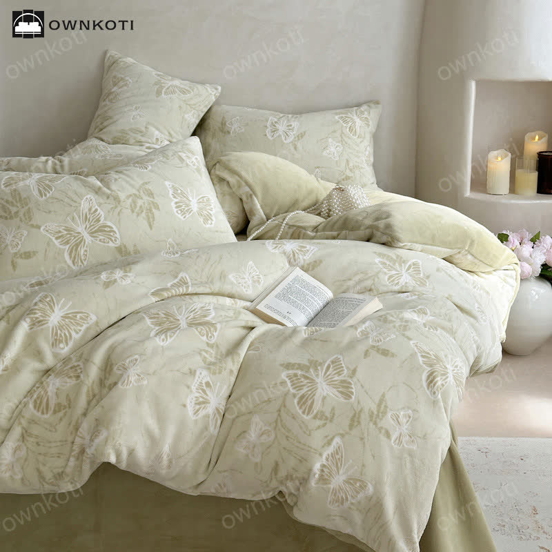 Butterfly Velvet Warm Bedding Set(4PCS) - Light Green - King - image 8