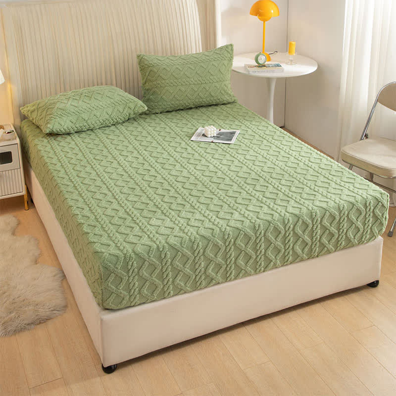 Solid Color Diamond Texture Fleece Fitted Sheet - image 1