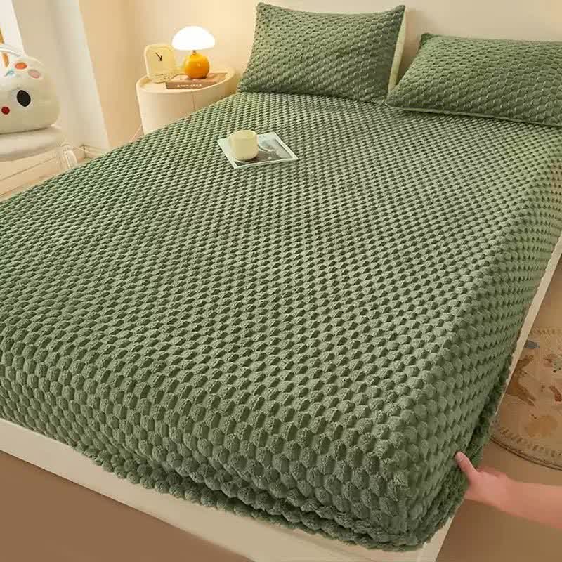 Warm Fleece Solid Color Fitted Sheet - image 7