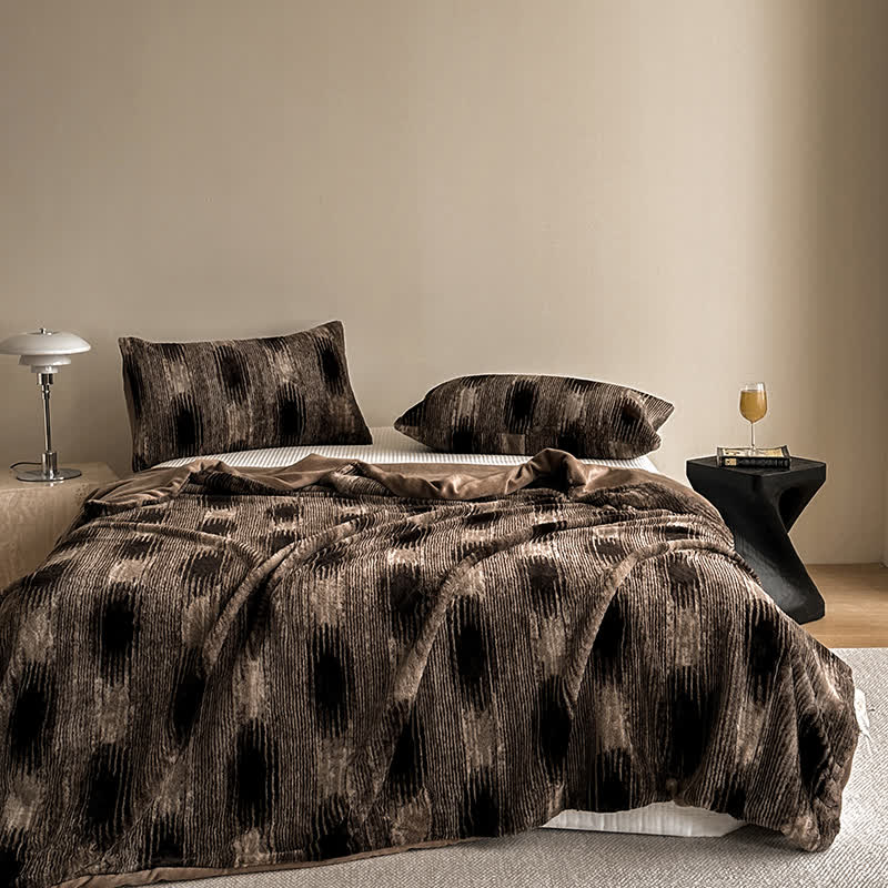 Soft Velvet Vintage Sofa Throw Blanket - image 1