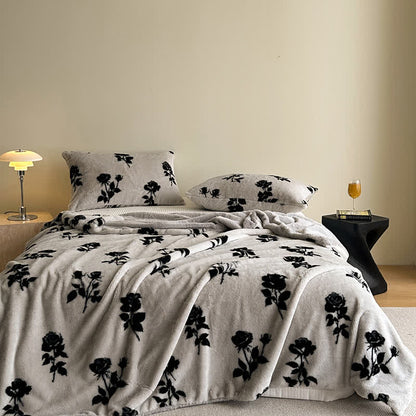 Retro Rose Velvet Warm Throw Blanket - image 1