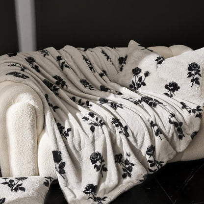 Retro Rose Velvet Warm Throw Blanket - image 6