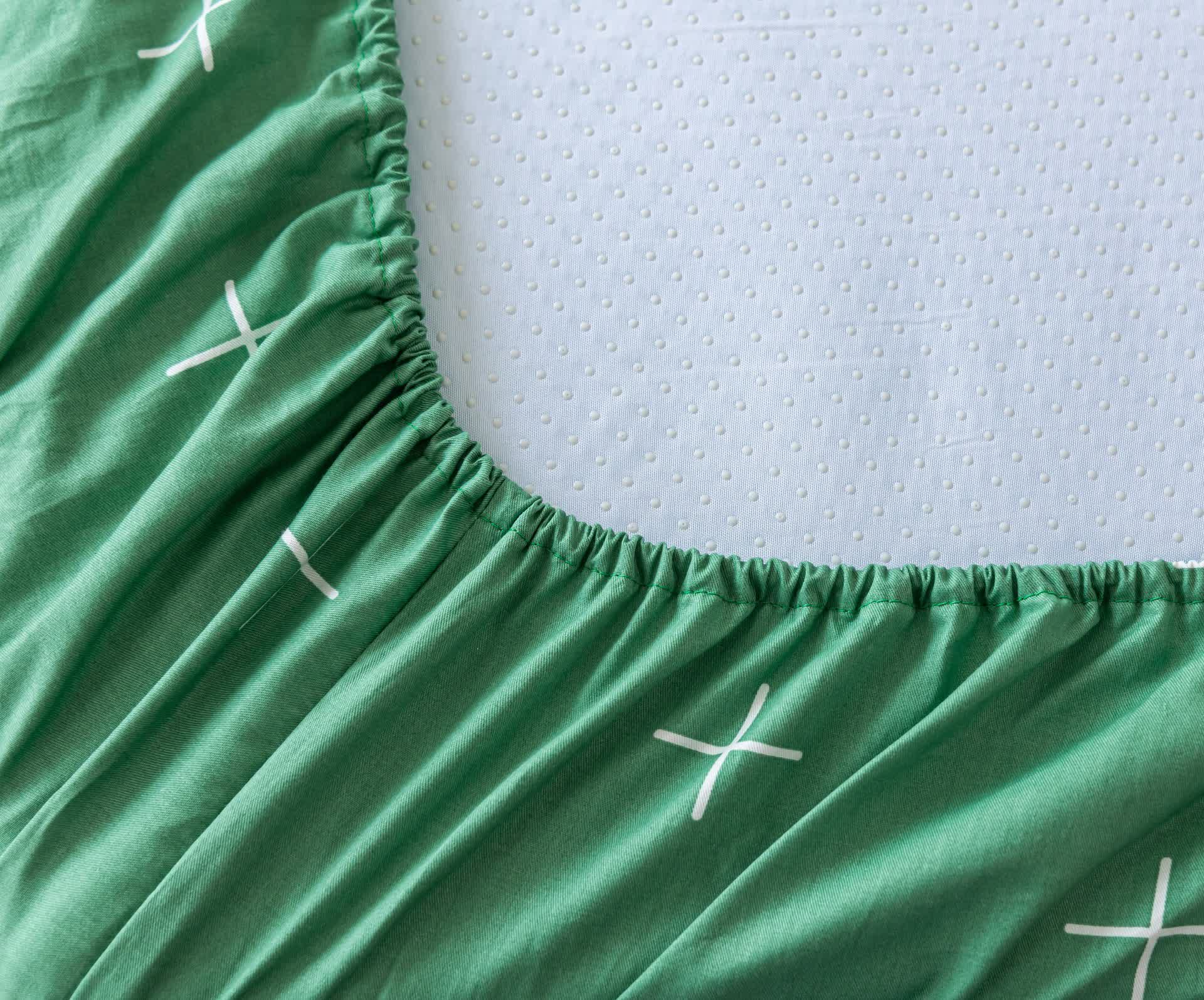 Pure Cotton Cartoon Animal Crib Bedding Set(3PCS) - image 6