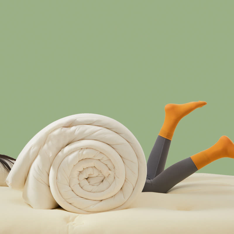 Solid Color Cotton Soft Breathable Comforter - image 3