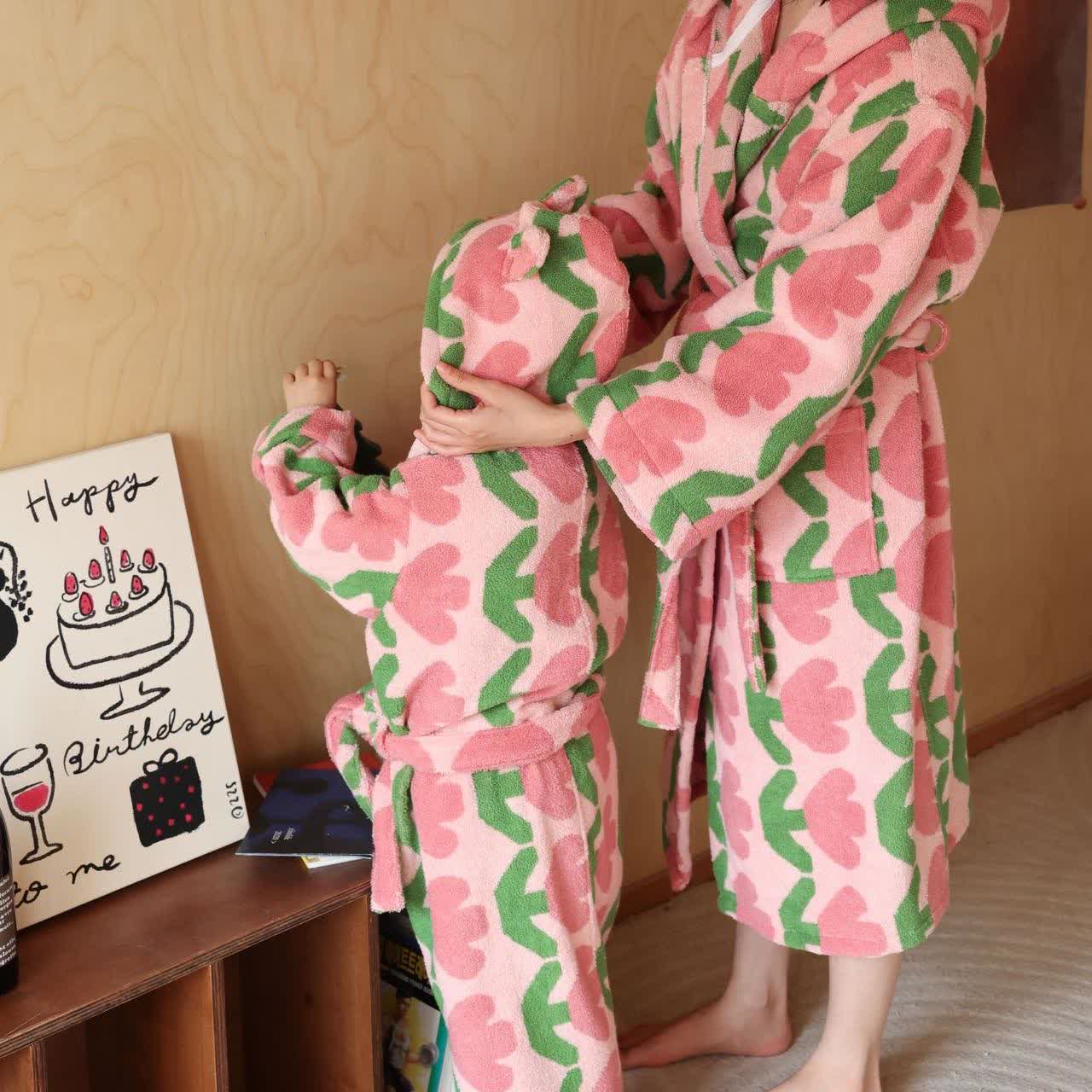 Pure Cotton Rural Tulip Hooded Bathrobe - image 3