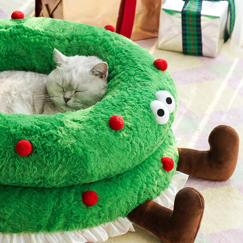 Cute Christmas Wreath Soft Pet Bed - image 3