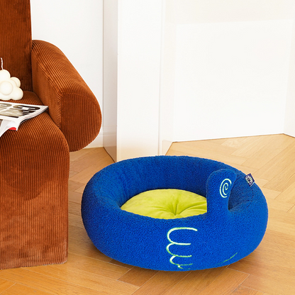 Finger Gesture Winter Warm Cat Bed - image 3