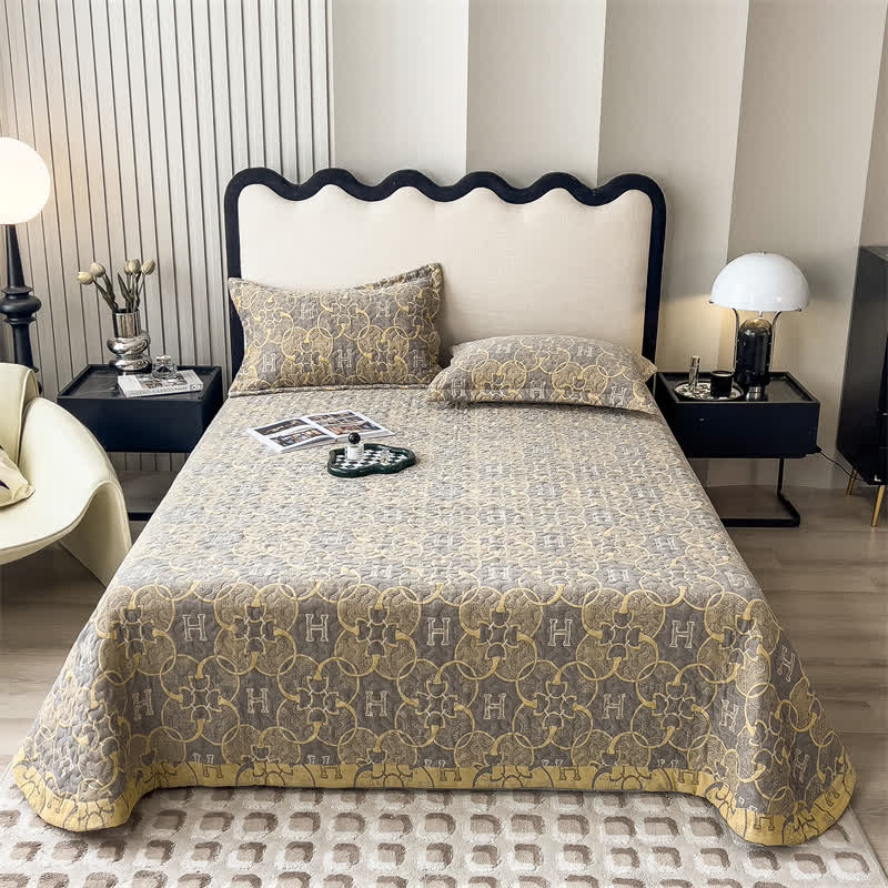 Retro Double Layer Cotton Gauze Quilted Coverlet - Coverlet with 2pcs Pillowcases - 96"W x 106"L - image 0