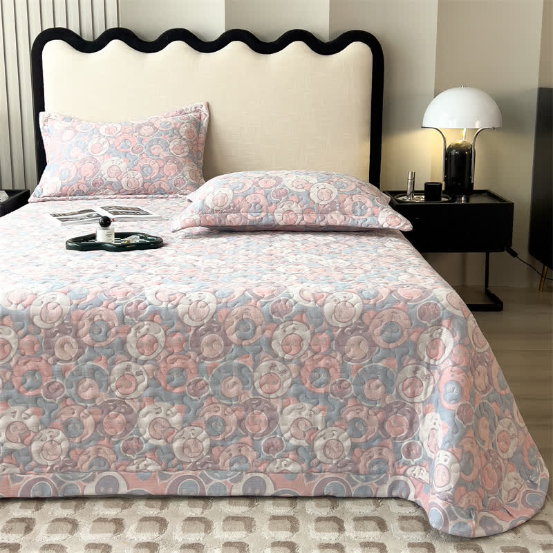 Cartoon Pig Cotton Gauze Quilted Coverlet - image 1